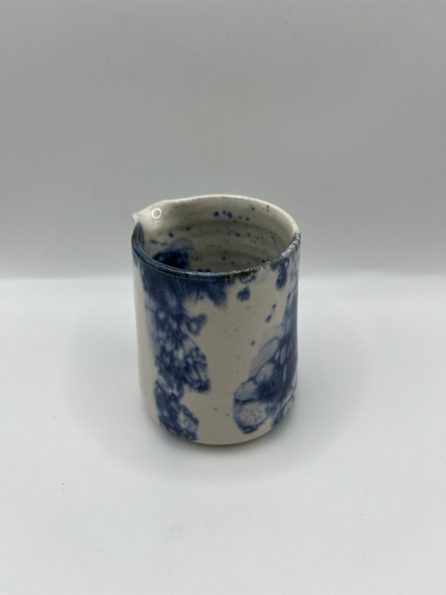 Elenor milk jug