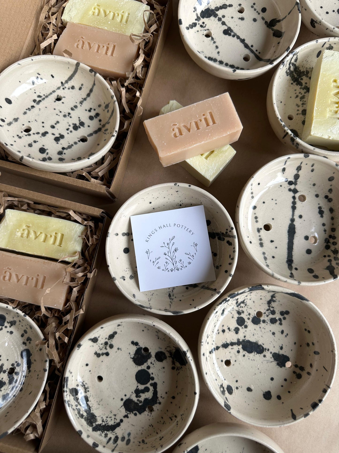 Handcrafted Gift Box – Ceramic Soap Dish + 2 Vegan Artisan Soaps